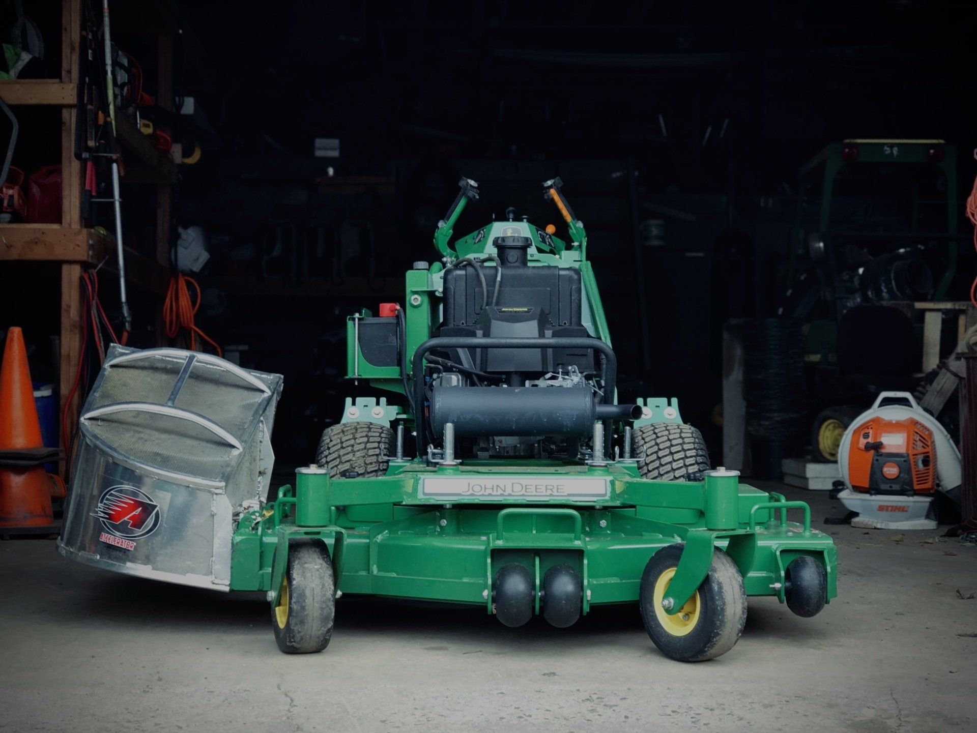 Commercial Grade Lawn Mower John Deere W48R West Hartford