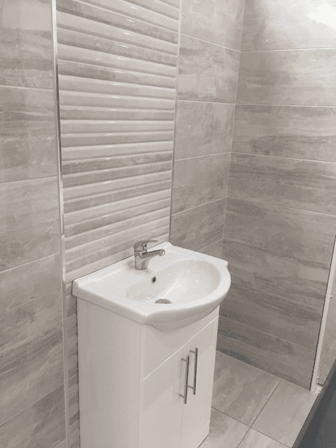 Windsor Grey Wall