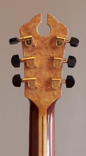 Detail rear headstock Archback Fingerstyle Artist model in Kotibe and alpine spruce