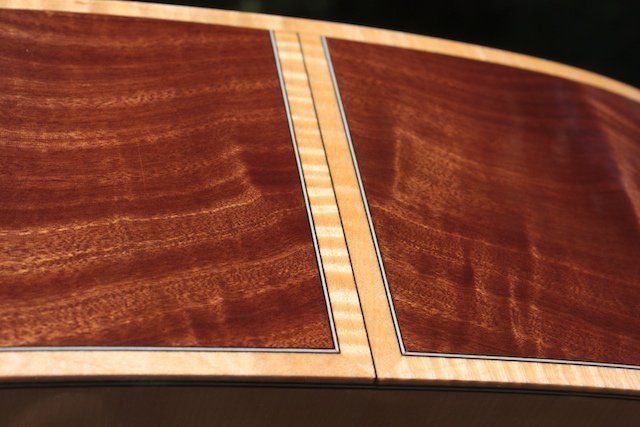 Detail butt Archback Fingerstyle Artist model in Kotibe and alpine spruce