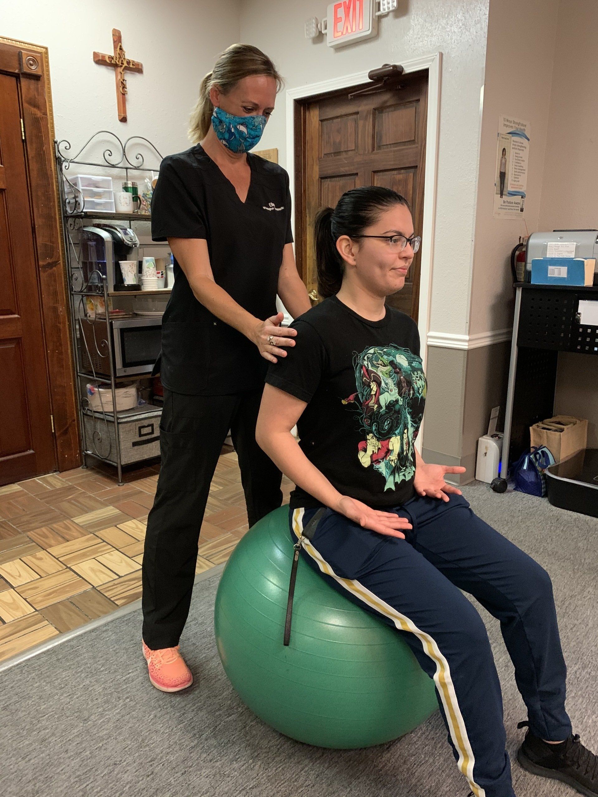 Dr Yenzer Chiropractic adjustment