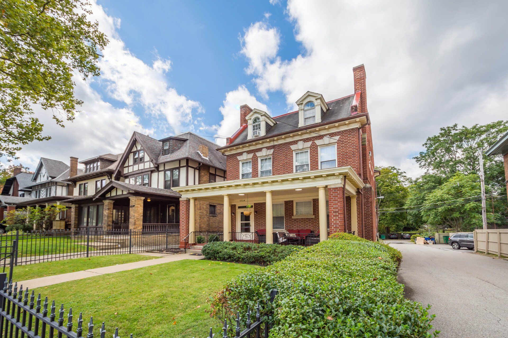 Squirrel Hill Photo Gallery