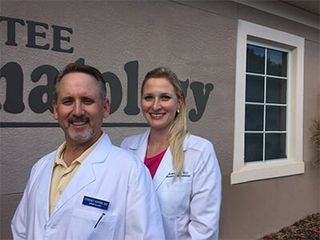 Staff outside the building - Care in Bradenton, FL Staff outside the building - Care in Bradenton, FL