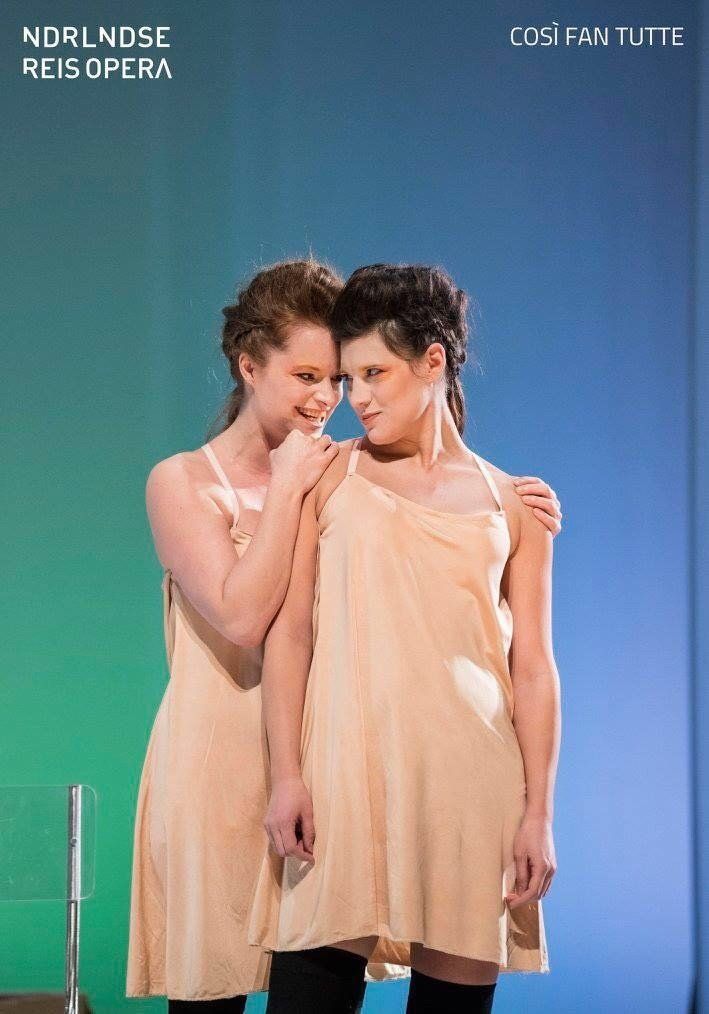 Dutch National Touring Opera Cosi fan Tutte Mozart Opera Mezzo Dorabella Reisopera Fiordiligi Shantelle Przybylo