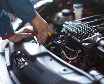 Car mechanic — car in Poughquag, NY Car mechanic — car in Poughquag, NY
