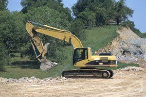 Hydraulic Excavator Truck — Spartanburg, SC — Carolina Hose & Hydraulics Inc Hydraulic Excavator Truck — Spartanburg, SC — Carolina Hose & Hydraulics Inc