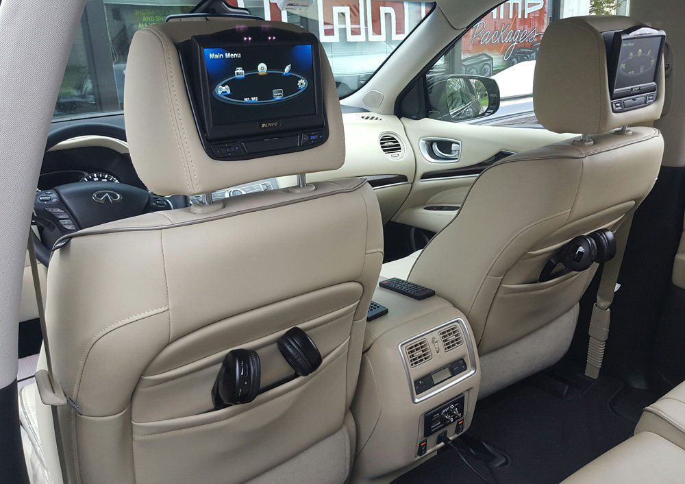 Infiniti Headrest video - car control in West Chester, PA