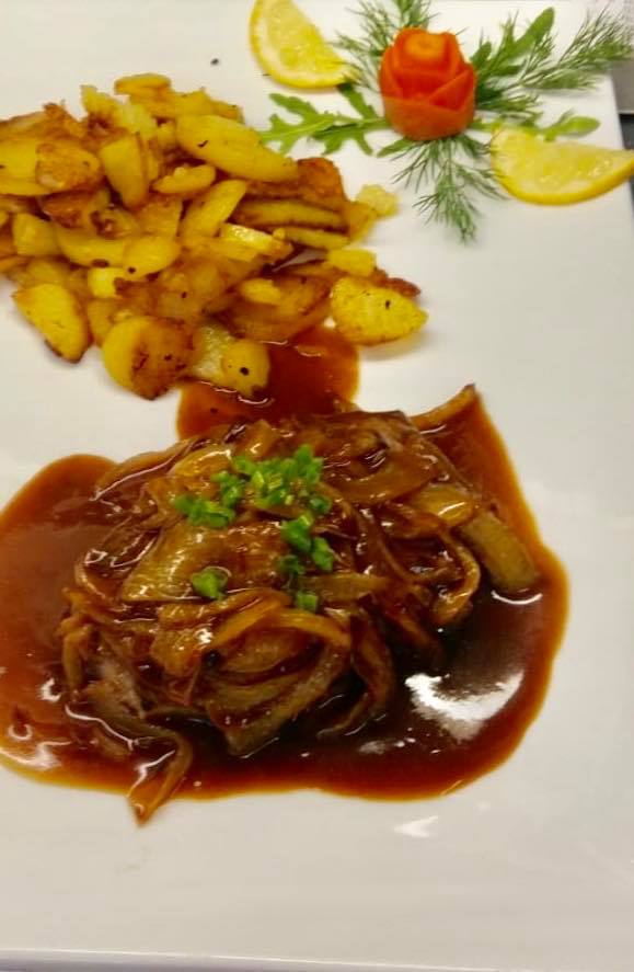 Rostbraten mit Bratkartoffel
