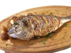 pesce alla griglia pesce alla griglia