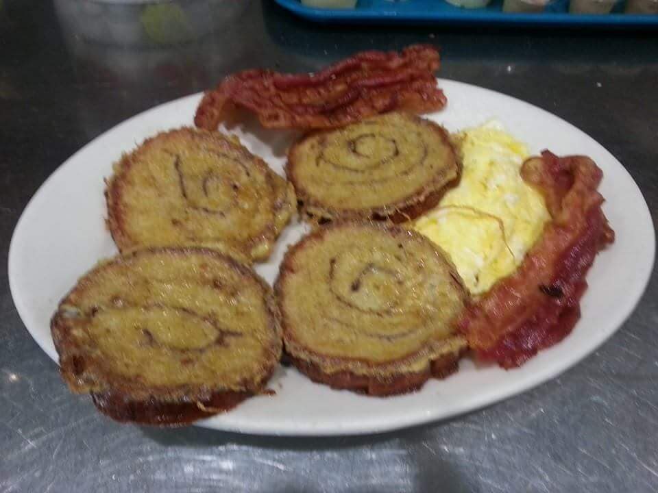 Breakfast Set — Merrillville, Indiana — Maxim's Restaurant & Lounge