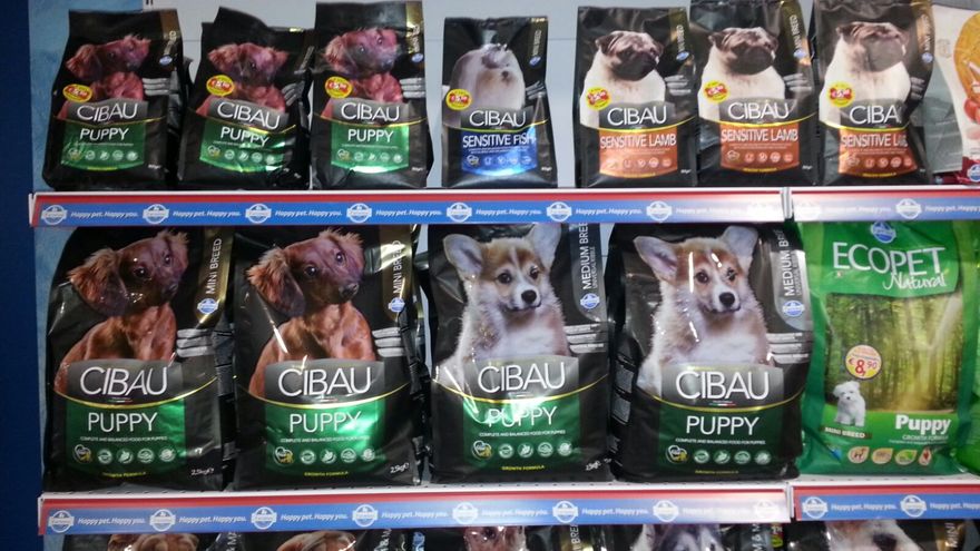 mangimi per animali da cortile, mangimi per animali, mangimi per animali domestici, mangimi per cani, mangimi per gatti, mangimi specifici, zootecnica, viterbo