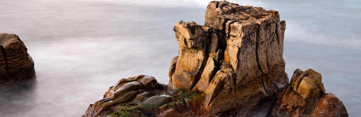 Photo of Pans Rock Carving by Art Ward