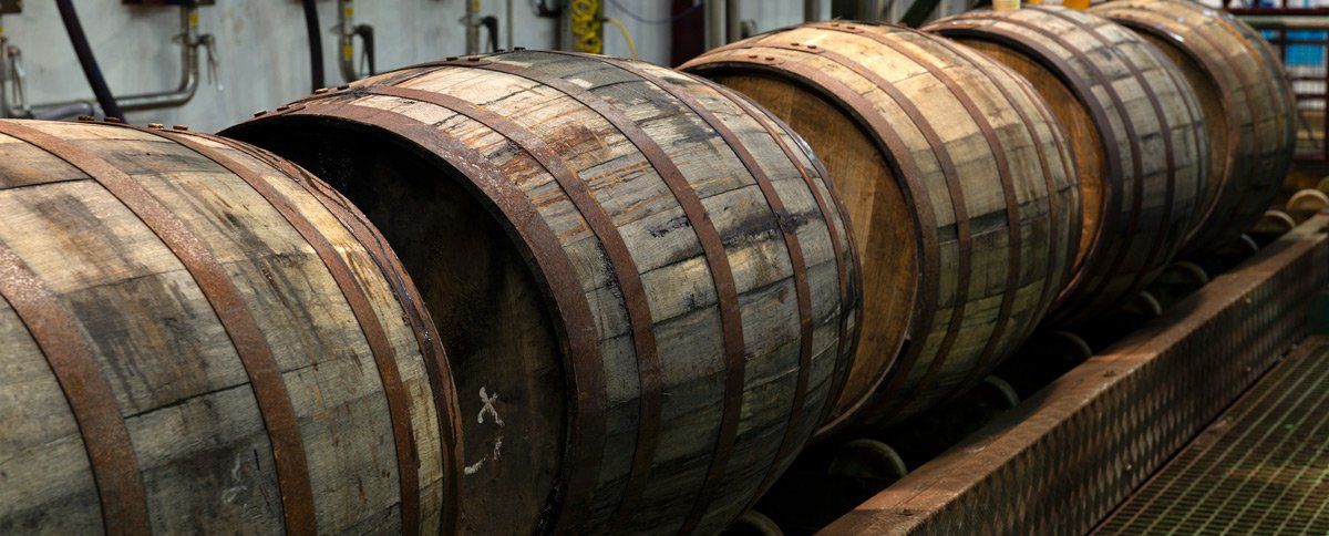 Photo of Bushmills Whiskey Distillery ©