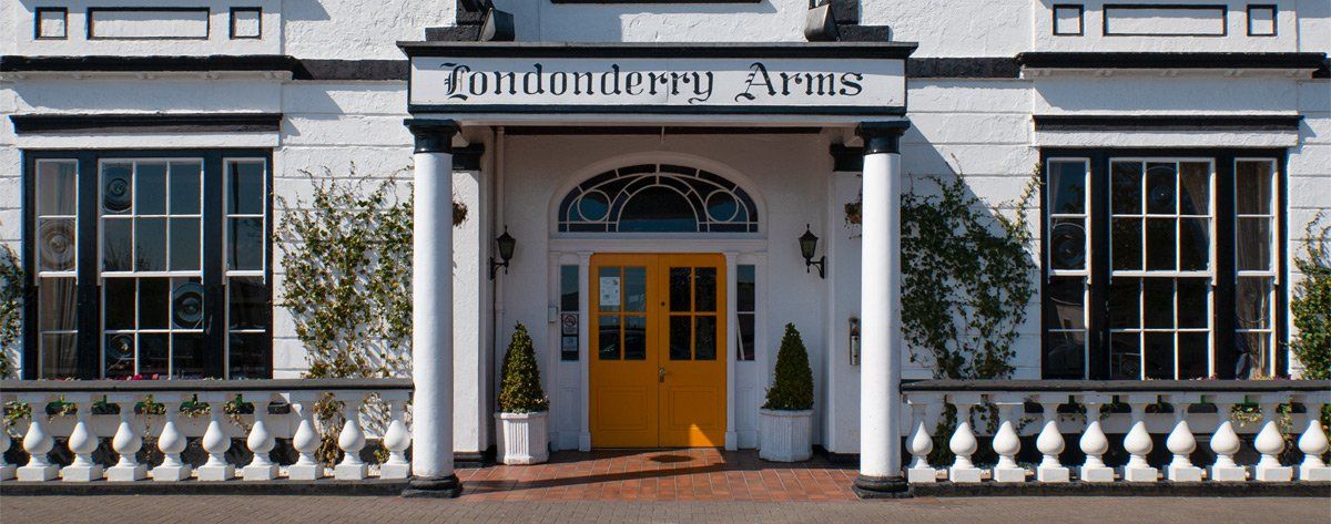 Photo of Londonderry Arms by Art Ward ©