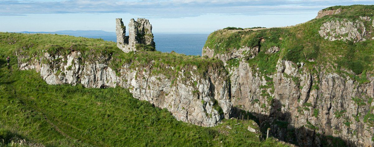 Photo Dunseverick Castle by Art Ward ©