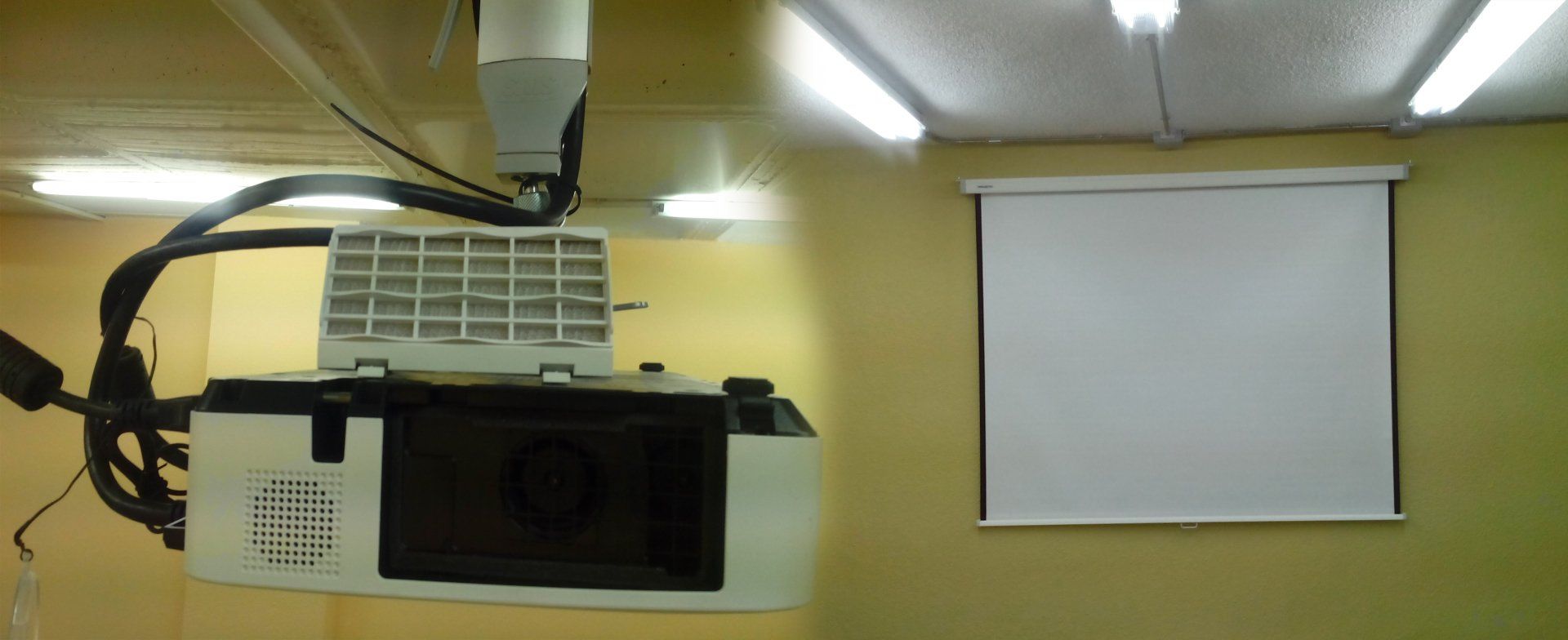 Instalacion Proyectores Hitachi McM Informatica Simancas Madrid