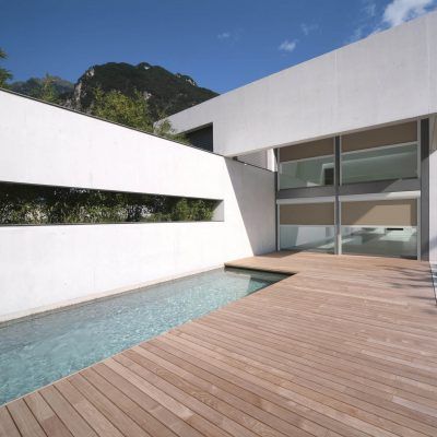 progetto 3d di casa con tende oscuranti
