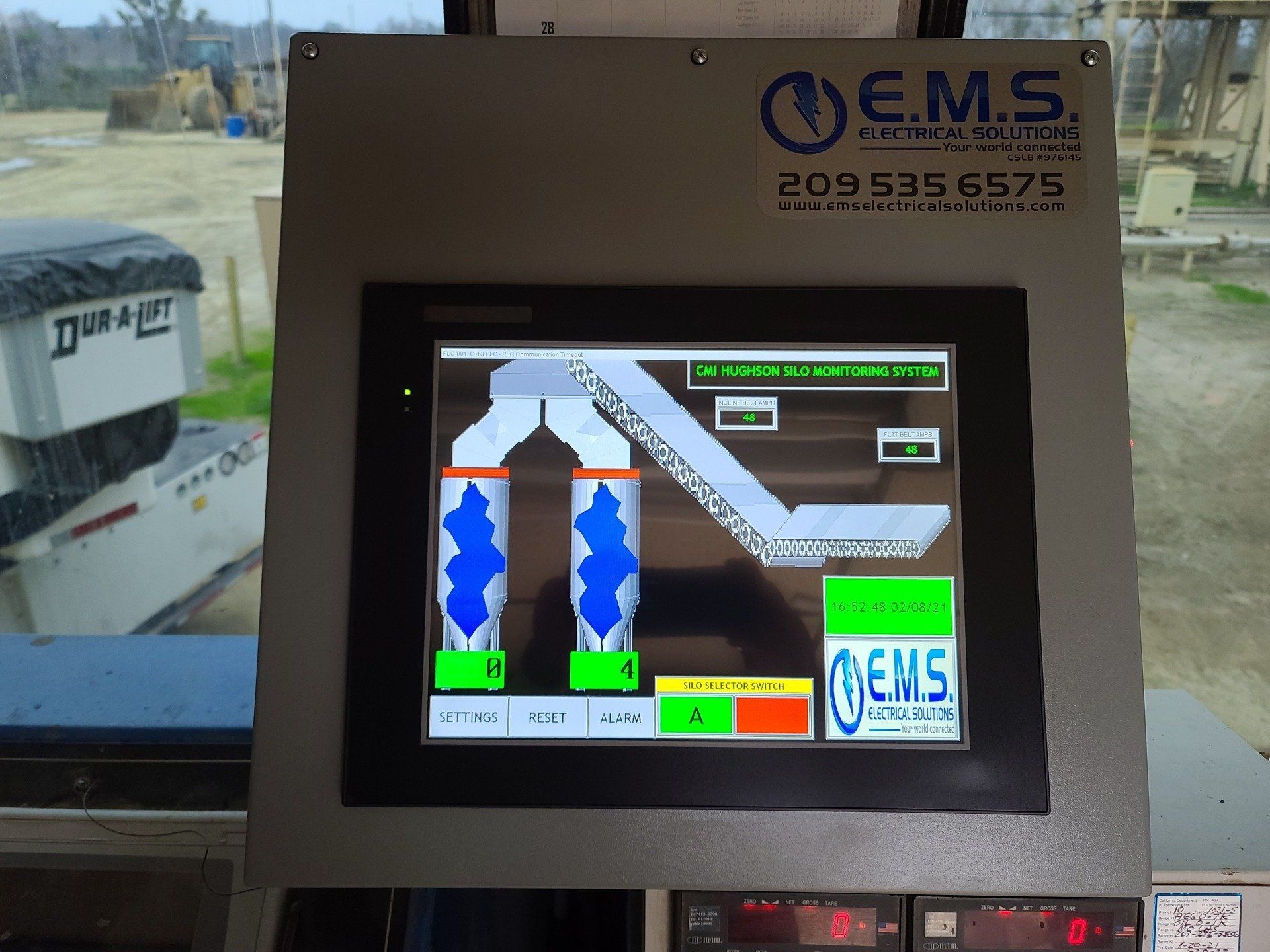 A screen with the word ems on it
