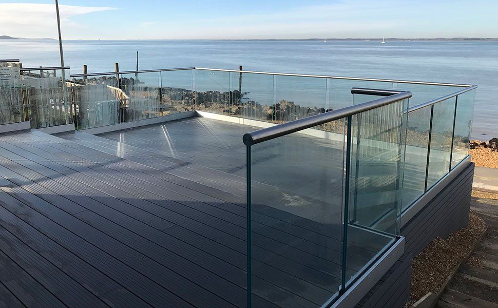 For bespoke mirrors in the Isle of Wight call 07855 298 051 For bespoke mirrors in the Isle of Wight call 07855 298 051