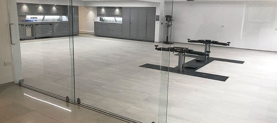 To order bespoke mirrors in the Isle of Wight call 07855 298 051