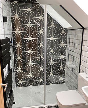 If you need safety glass in the Isle of Wight call 07855 298 051 To order a glass shower screen in the Isle of Wight call 07855 298 051