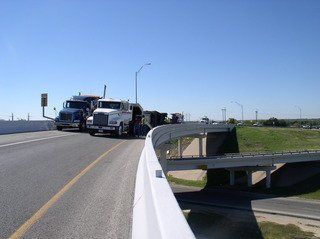 Tractor-trailer towing in Big Lake, TX