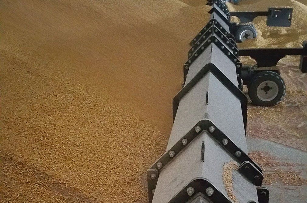 Paddle Sweep Safely Unloading Commercial Grain Bins