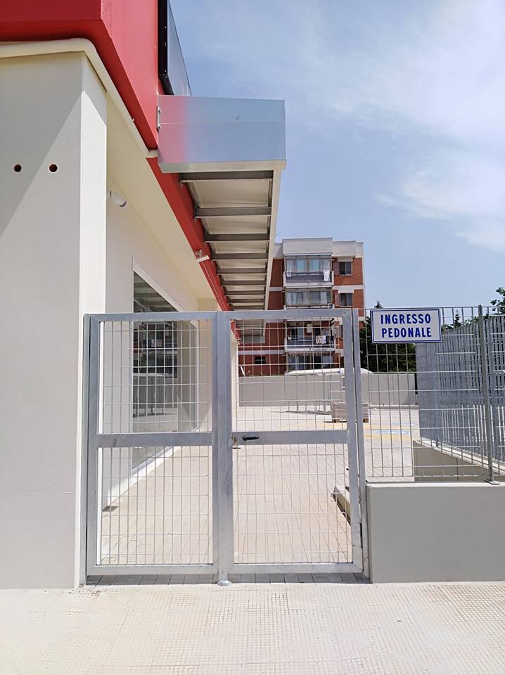 cancello in ferro per ingresso pedonale
