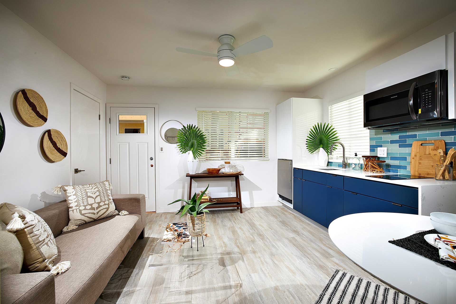 Living and Kitchen Area | The Cove PB