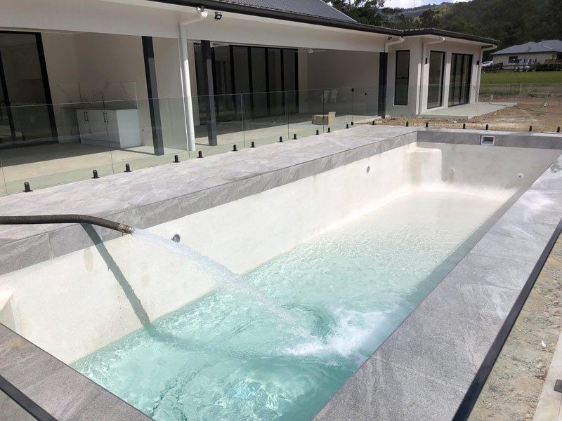 filling pool with water