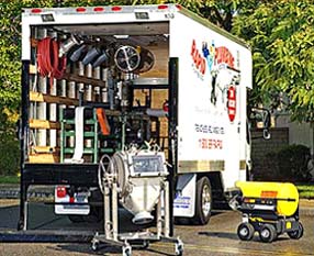 Rapid Plumbing OC open truck image (sewers & drains page) Rapid Plumbing OC open truck image (sewers & drains page)