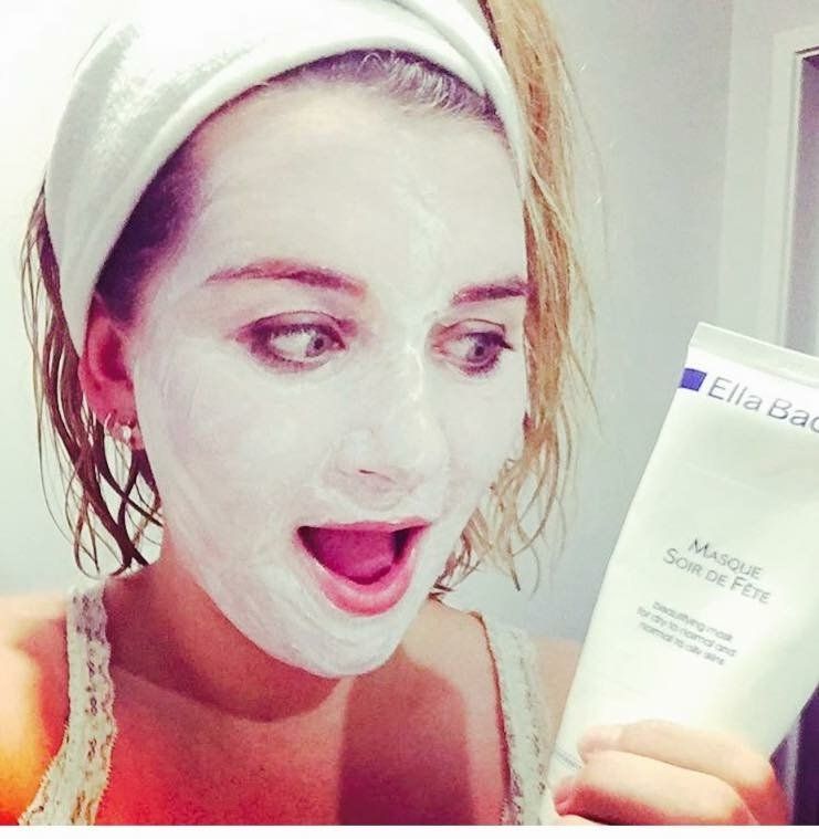 girl with face mask