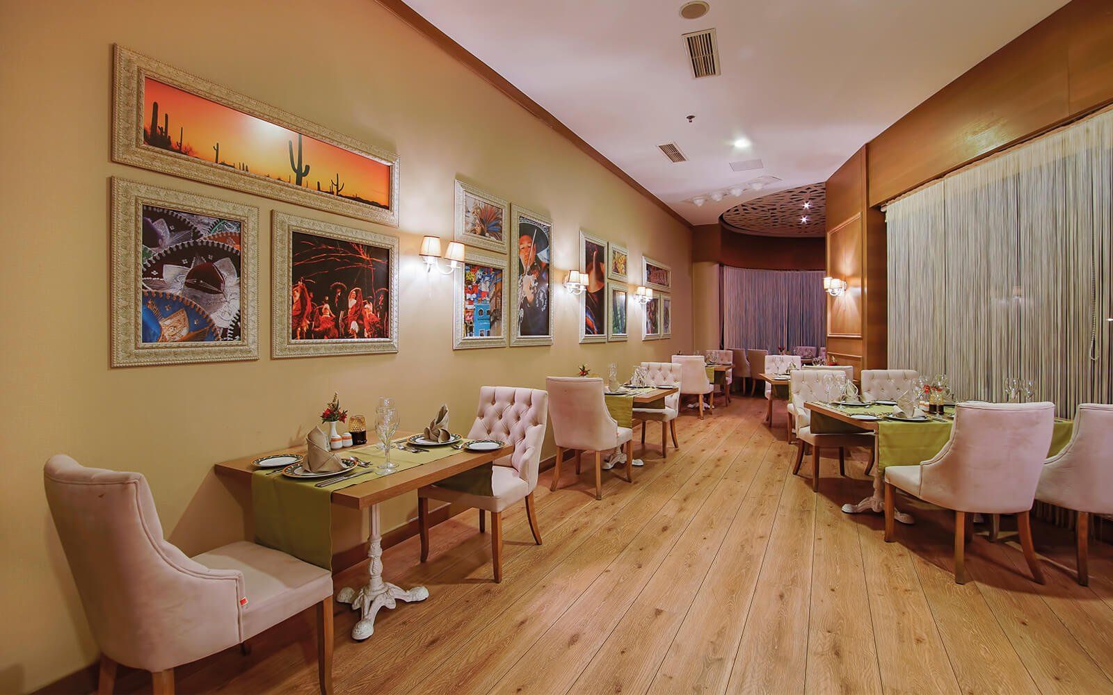Limak Atlantis Deluxe Hotel & Resort , Restaurant & Bar