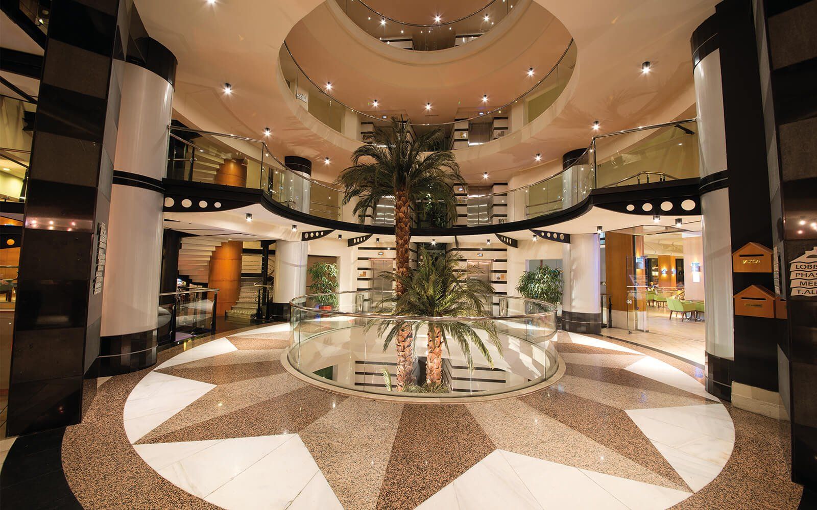 Limak Limra Hotel & Resort , РЕСТОРАН И БАР
