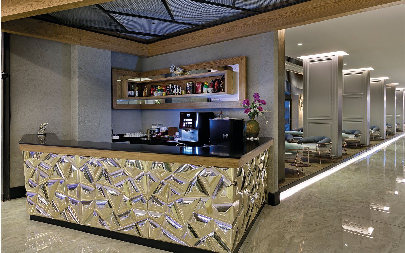 Limak Atlantis Deluxe Hotel & Resort , Restaurant & Bar