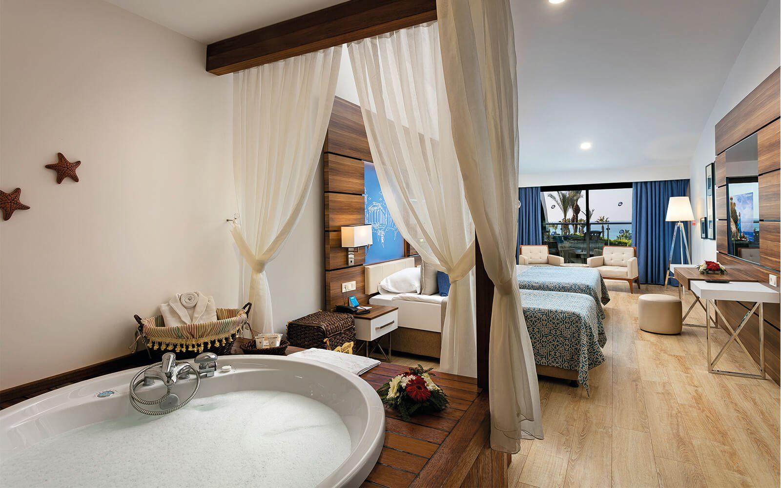 Limak Atlantis Deluxe Hotel & Resort , Rooms & Suites
