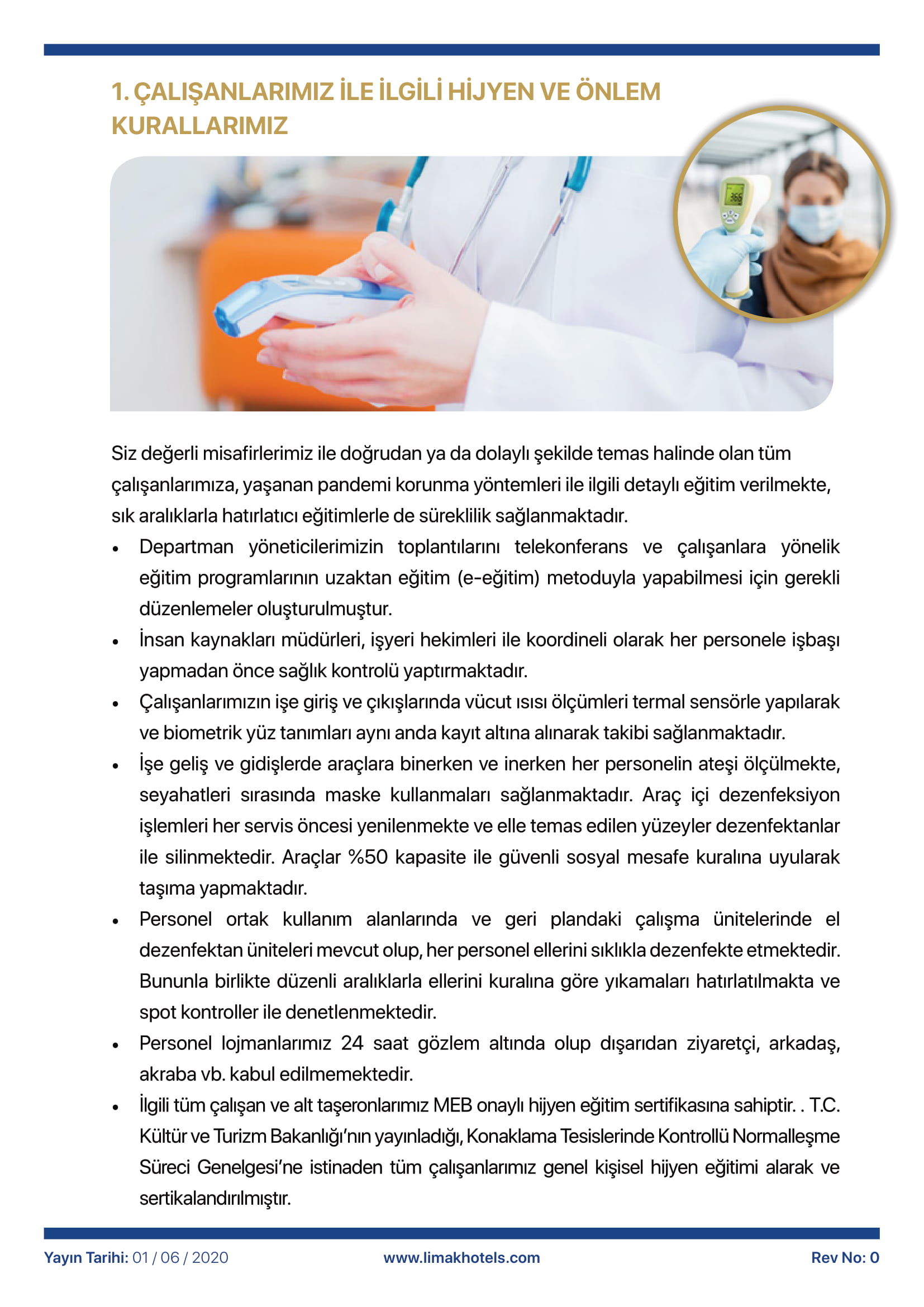Bir doktor elinde bir şırınga tutuyor.