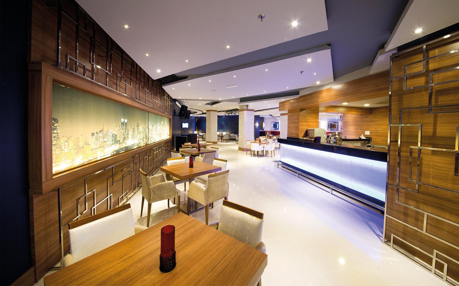 Limak Atlantis Deluxe Hotel & Resort , Restaurant & Bar