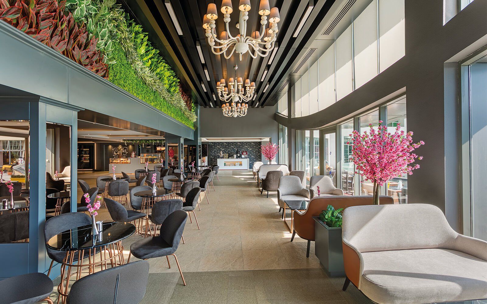 Limak Lara Deluxe Hotel & Resort , Restaurant
