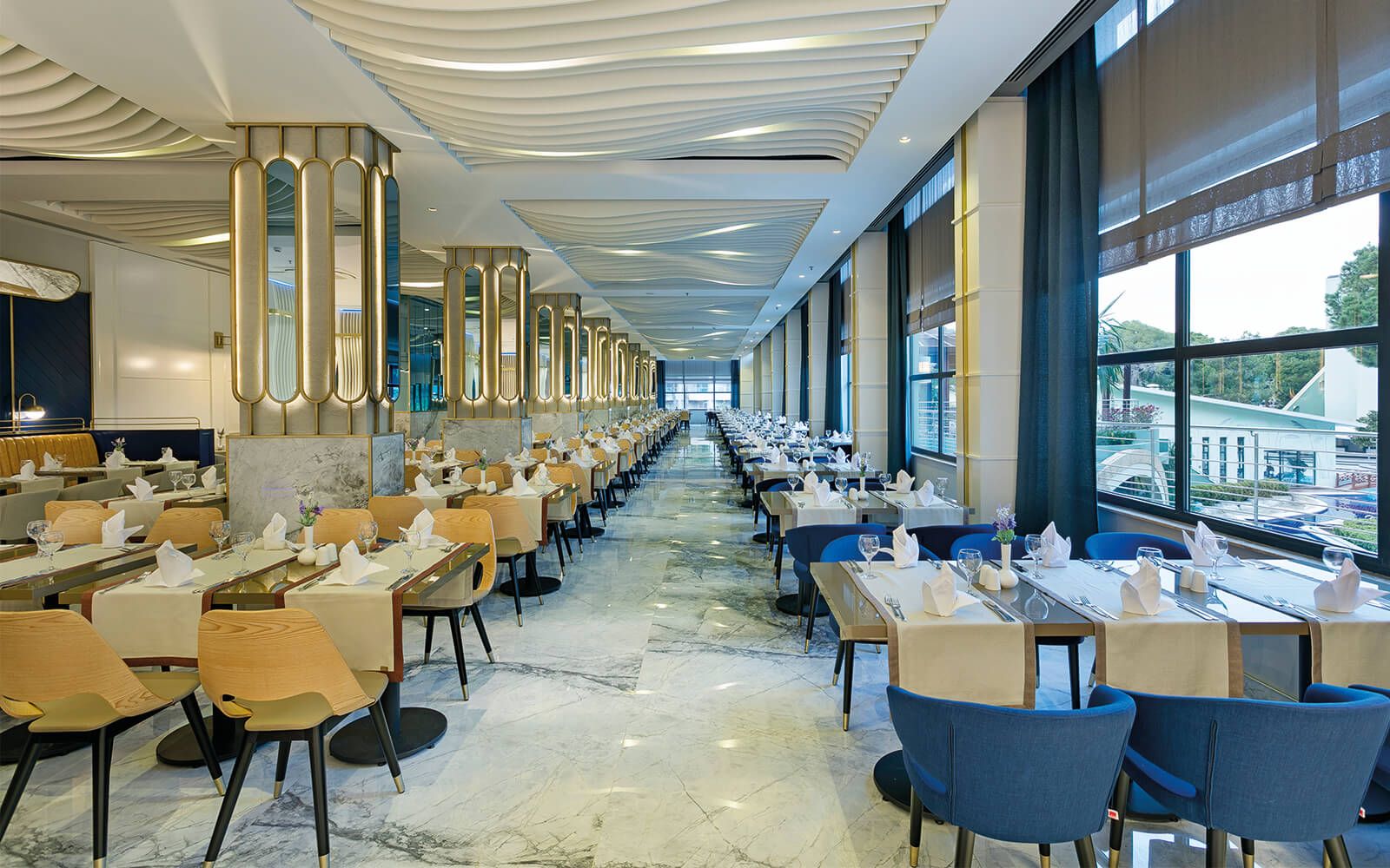 Limak Atlantis Deluxe Hotel & Resort , Restaurant & Bar