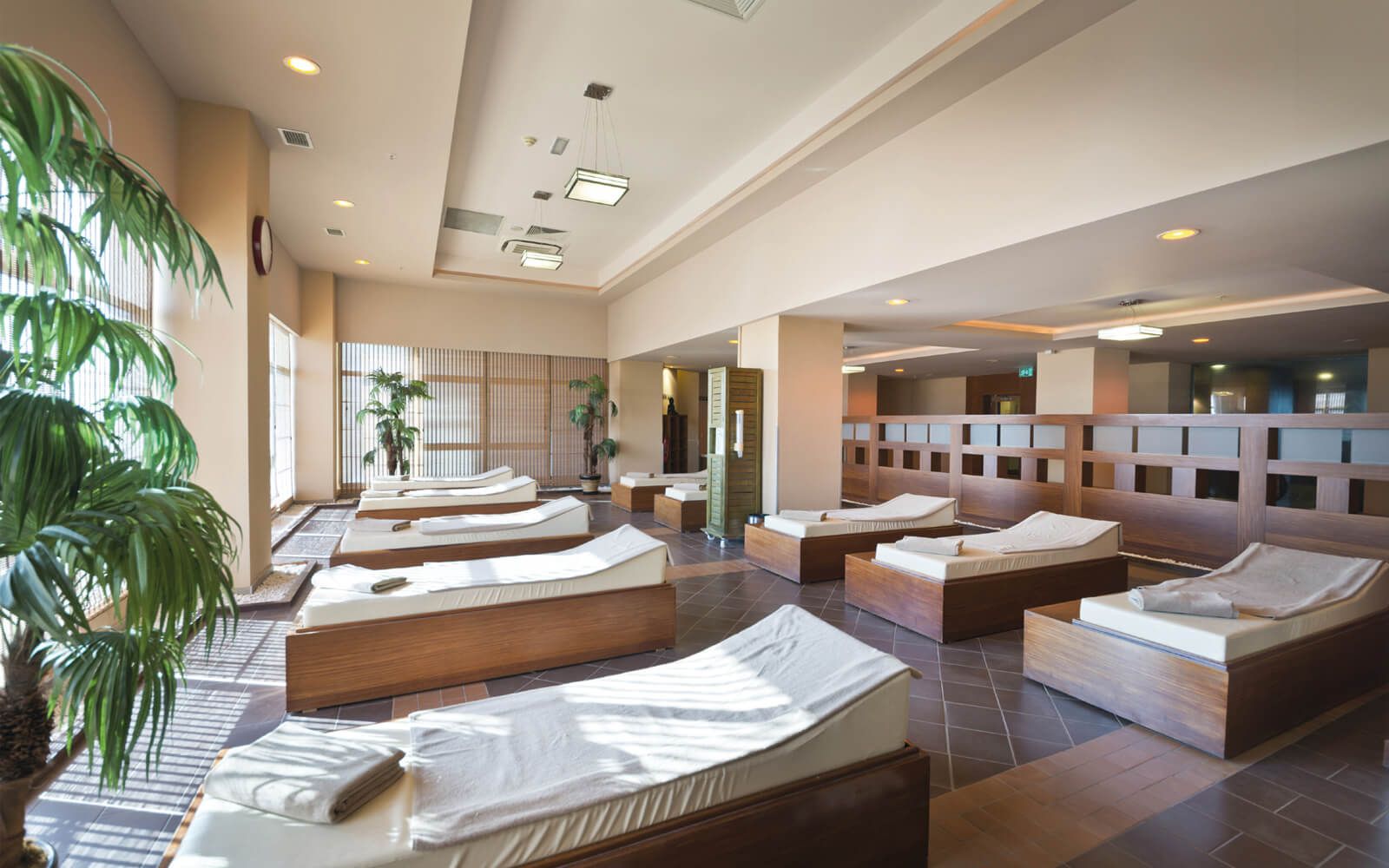 Limak Lara De Luxe Hotel & Resort , Spa & Fitness