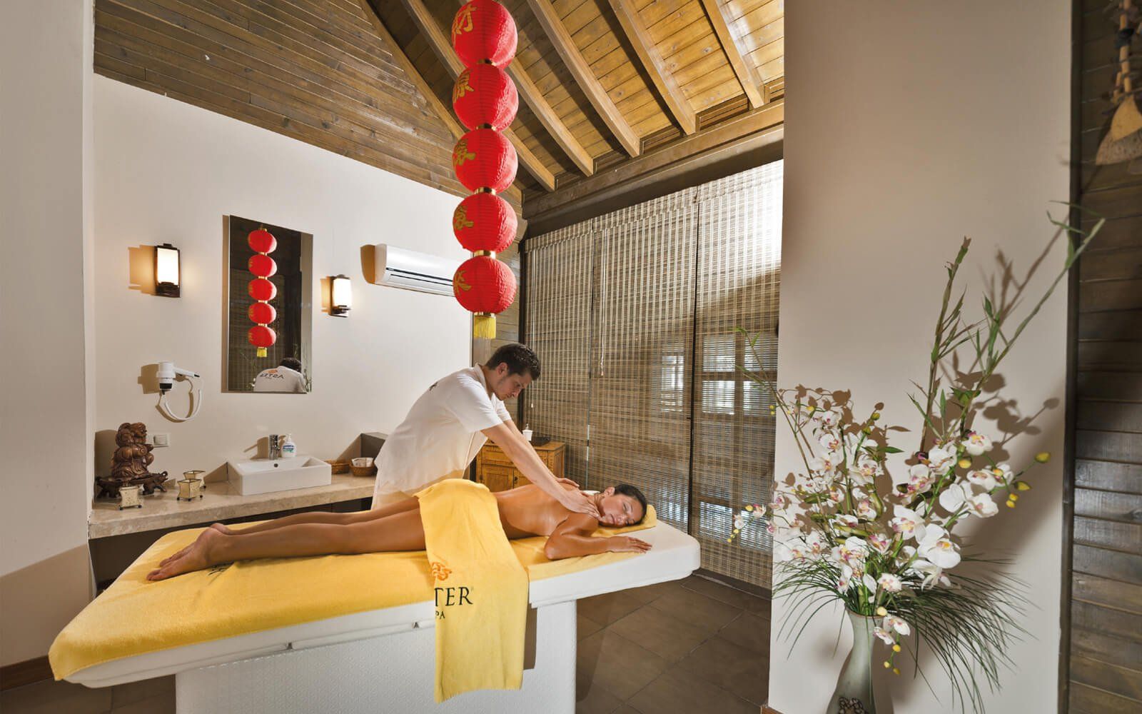 Limak Lara De Luxe Hotel & Resort , Spa & Fitness