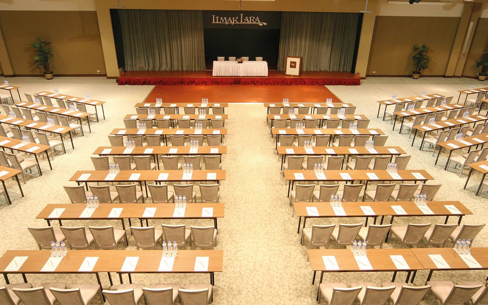 Limak Lara De Luxe Hotel & Resort , Réunions et Événements