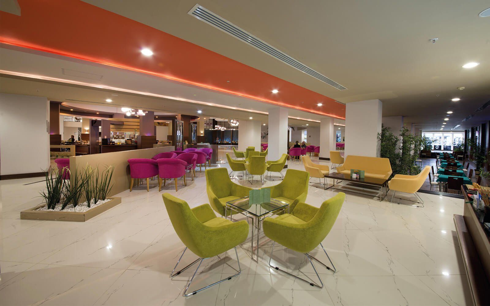 Limak Lara Deluxe Hotel & Resort , Restaurant