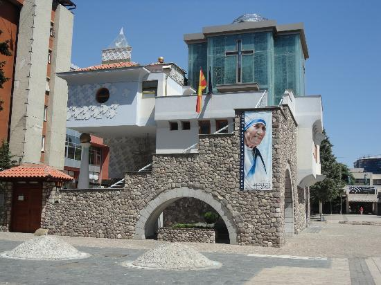 Limak Skopje Luxury Hotel , City Guide