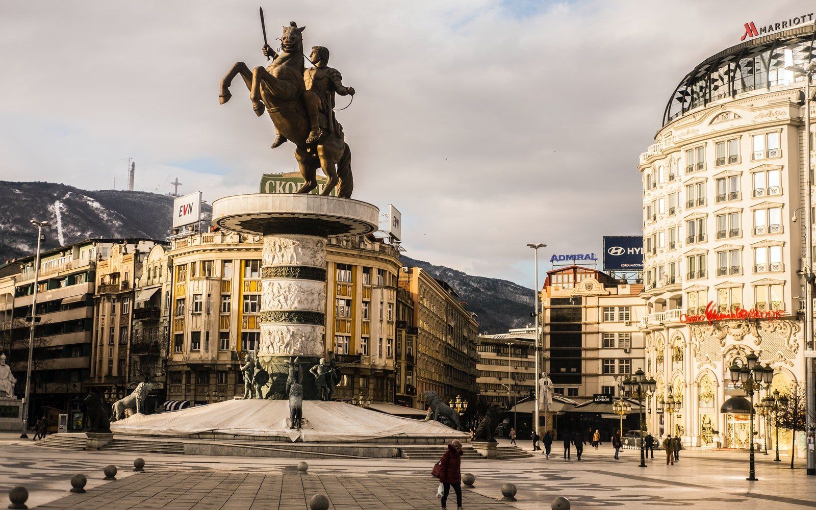 Limak Skopje Luxury Hotel ,City Guide