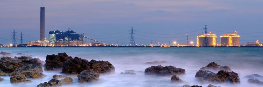 Liquid nitrogen smoke effect on the rocks in Newcastle