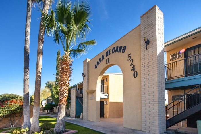 Casa De Caro Apartments