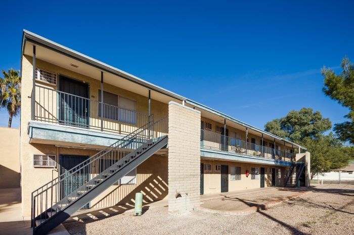 Casa De Caro Apartments