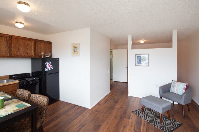 Casa De Caro Apartments